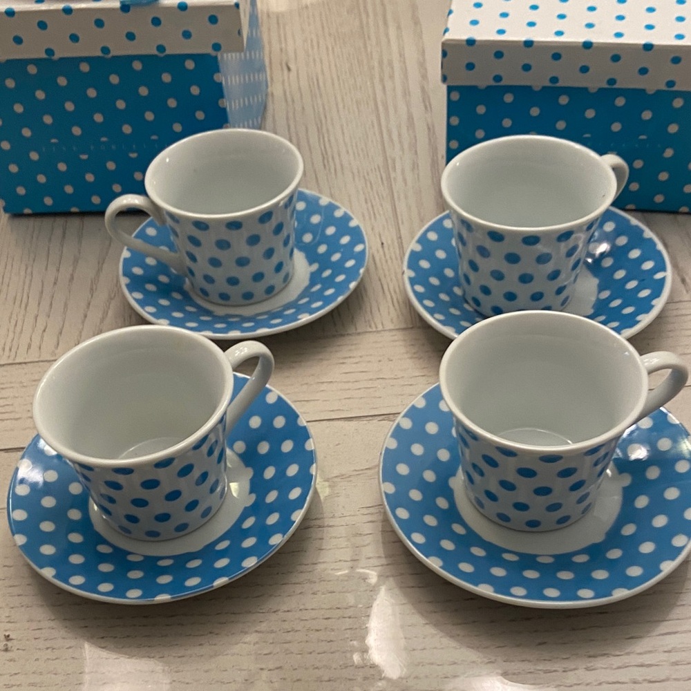 New in boxes set of 4 espresso cups